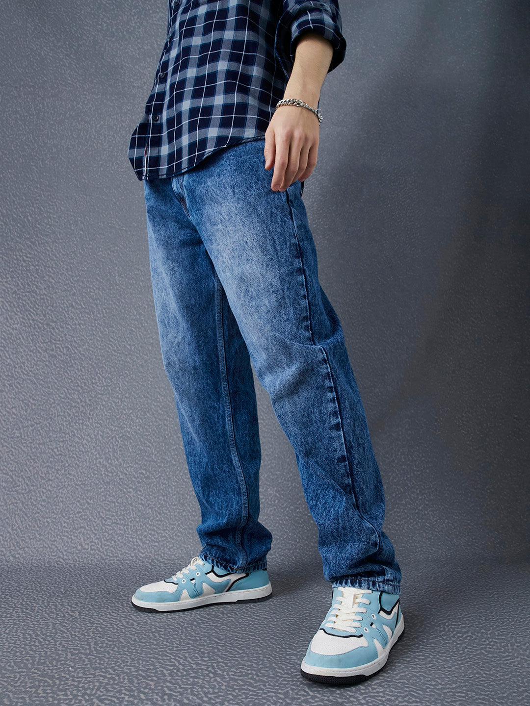 Men Straight Fit Heavy Washed Cotton Indigo Jeans