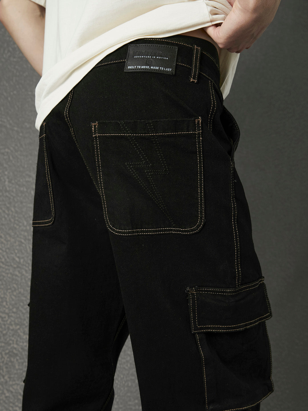 Men Premium Cototn Stretch Relax Fit Stylised Pocket Contrast Thread Denim Cargo