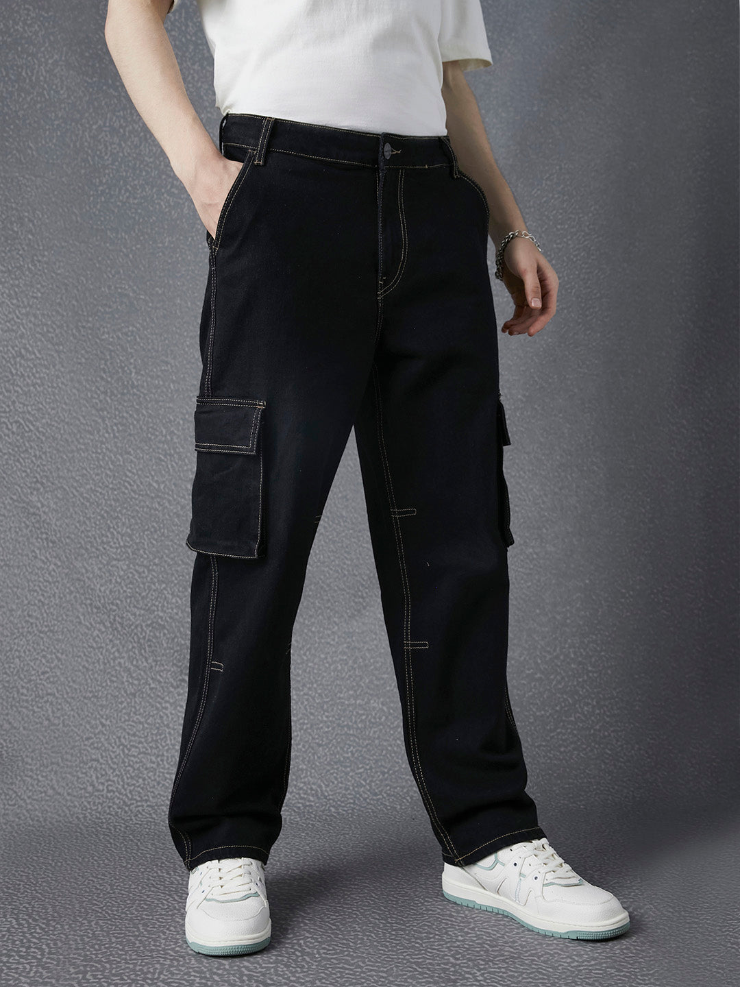 Men Premium Cototn Stretch Relax Fit Stylised Pocket Contrast Thread Denim Cargo