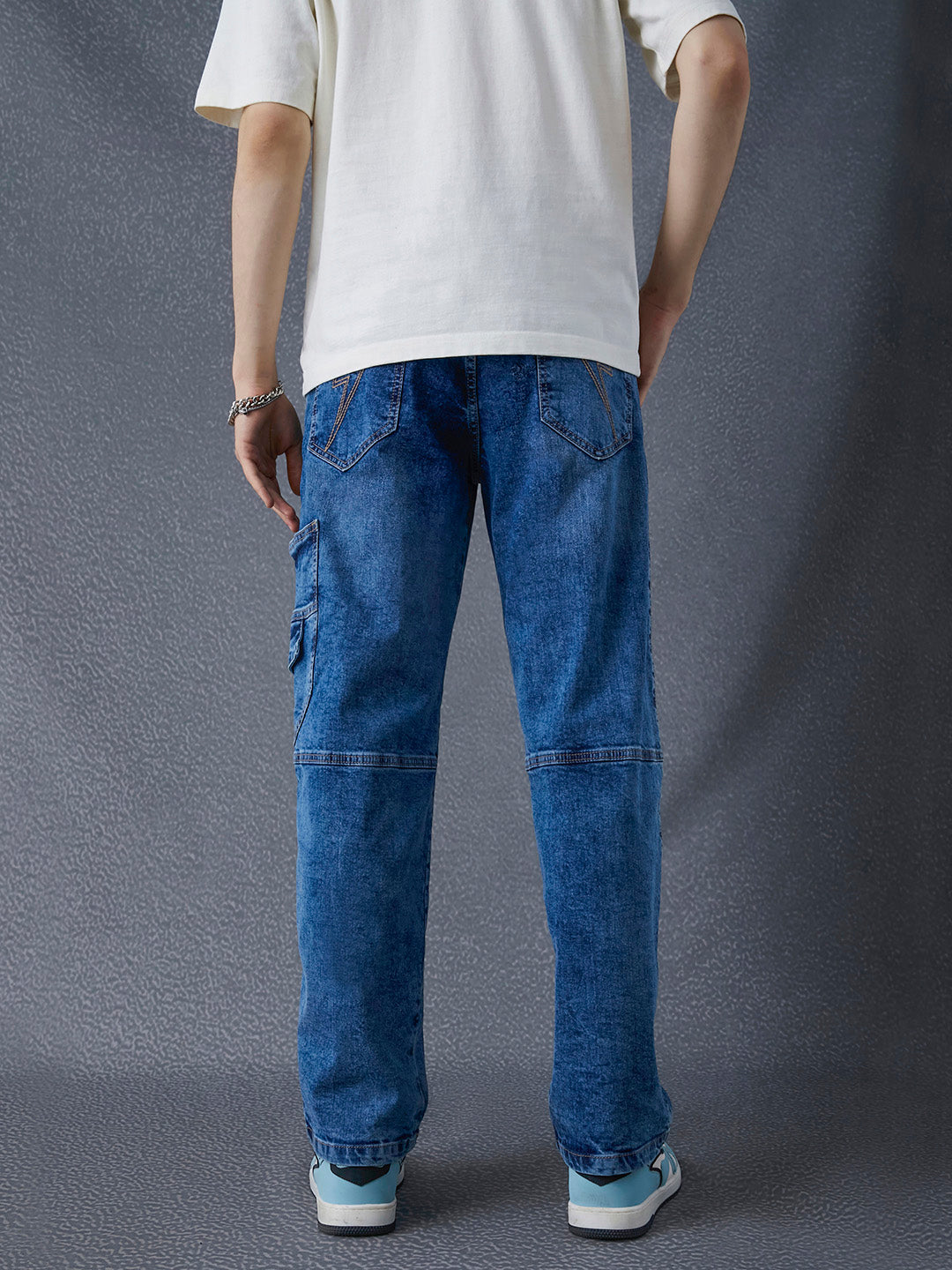 Men Premium Cototn Stretch Indigo Loose Fit Stylised Pocket Denim Cargo