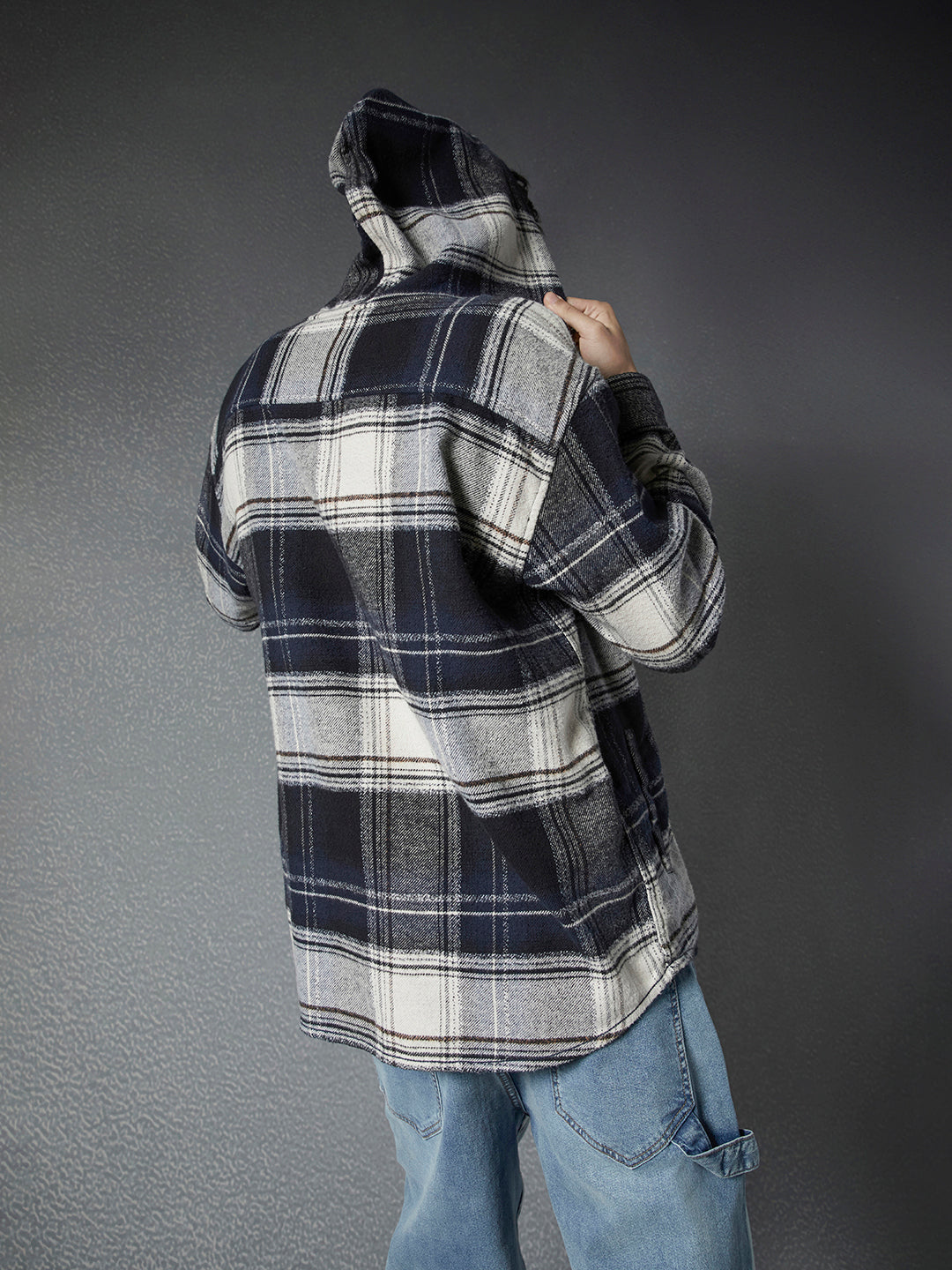 Men Relax fit cotton brushed flannel street look navy ecru checked hoodie shacket